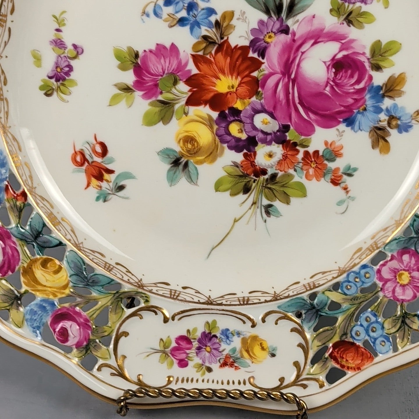 Antique Dresden Germany 10.5” Hand Painted Floral Cabinet Plate Gold Gilt4