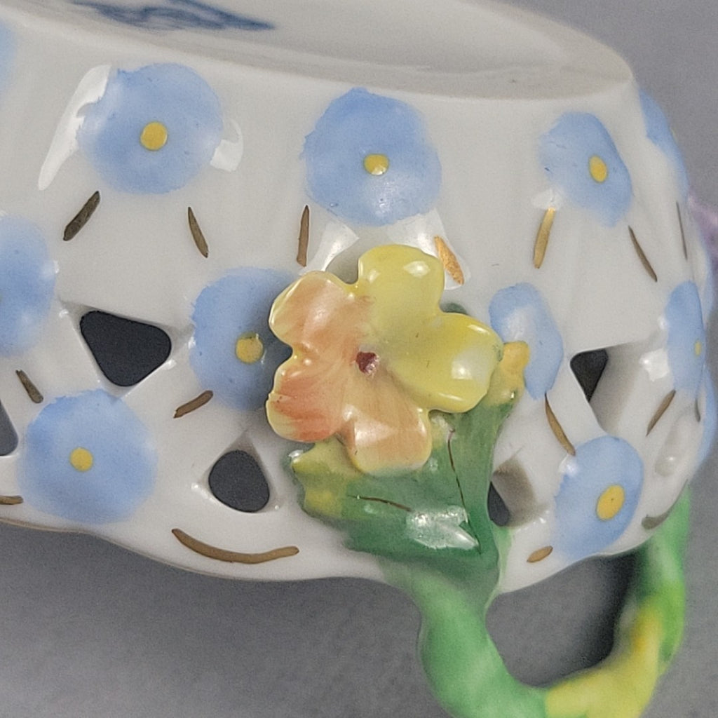 Dresden Germany Reticulated Porcelain Basket Forget Me Not Flowers & Vine Handle11