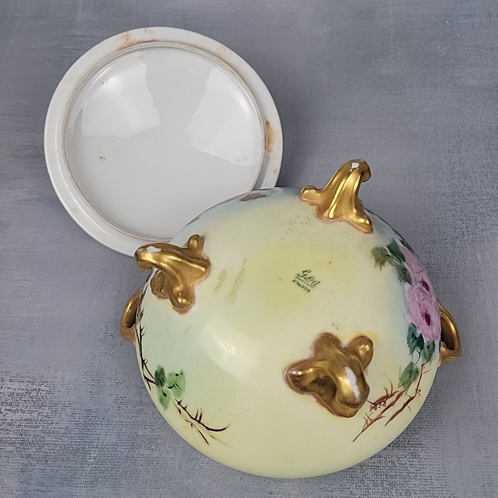 Antique GDA Limoges Footed Powder Jar Roses Gilt Handles Vanity Box c190022