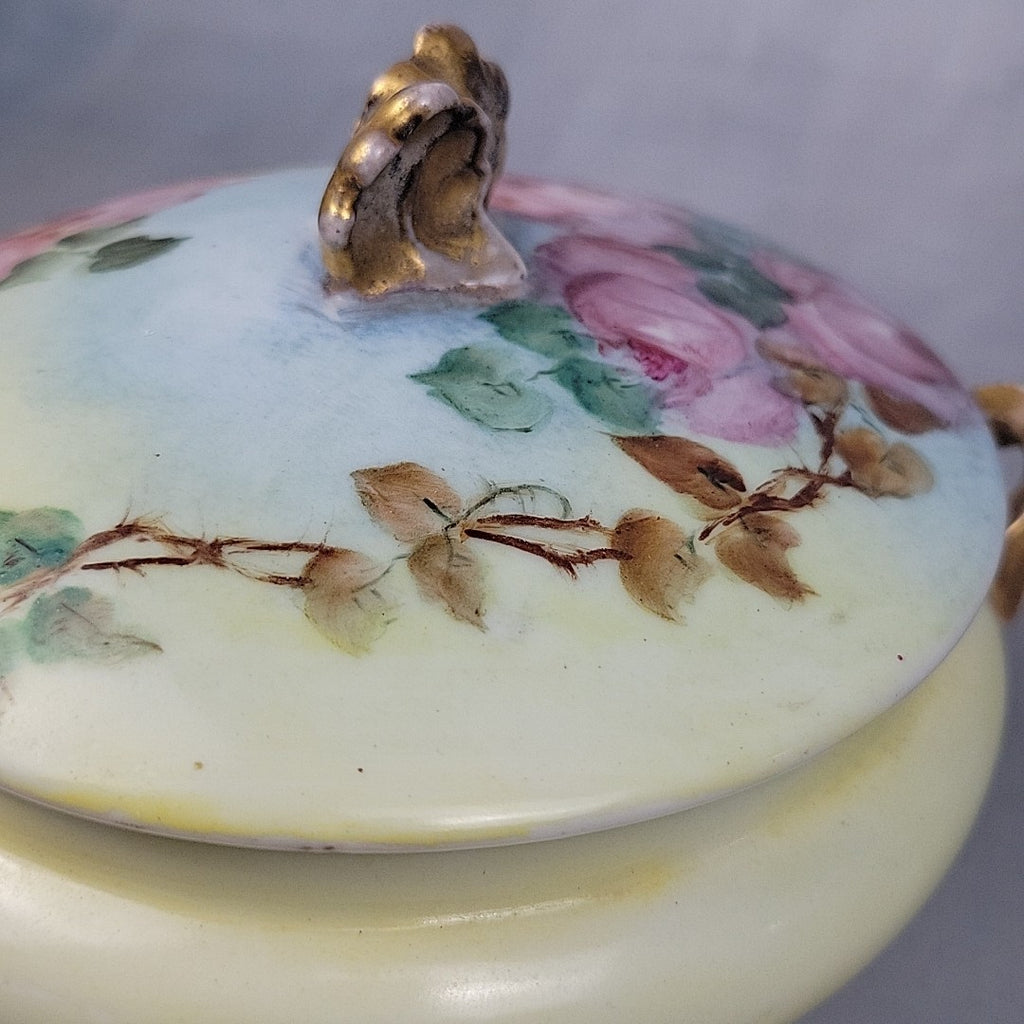 Antique GDA Limoges Footed Powder Jar Roses Gilt Handles Vanity Box c190015