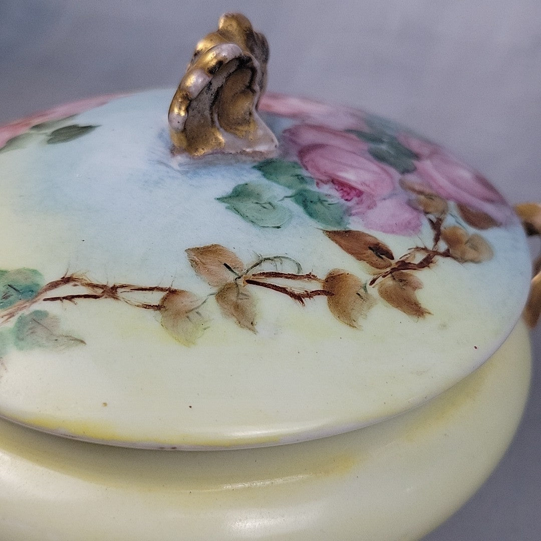Antique GDA Limoges Footed Powder Jar Roses Gilt Handles Vanity Box c190015